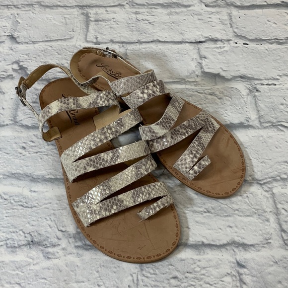 Lucky Brand Shoes - Lucky Brand LEATHER Strappy Snakeprint sandals 7.5 Open toe New